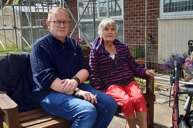 Iris and David Nicklin Dol Hendre Tywyn