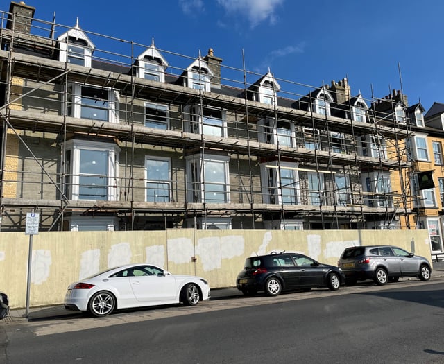 'Eyesore' Aberystwyth promenade building to be turned into flats