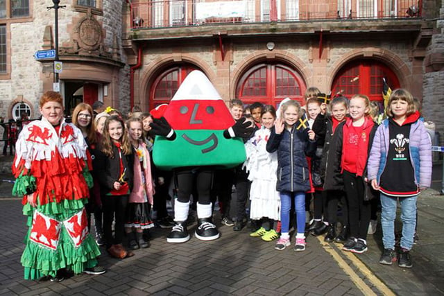 Mid Wales prepares to welcome Urdd Eisteddfod