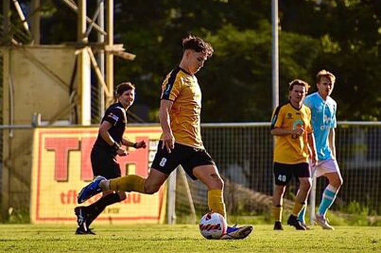 Harry is a former Queensland Regional Youth Team representative and Brisbane Roar Youth captain.
new signing for Aberystwyth FC