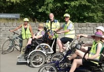 MP learns all about club for adaptive cycling