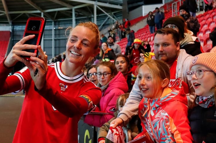 Cymru captain Sophie Ingle has penned an  open letter to schools across Wales asking for their support 2022