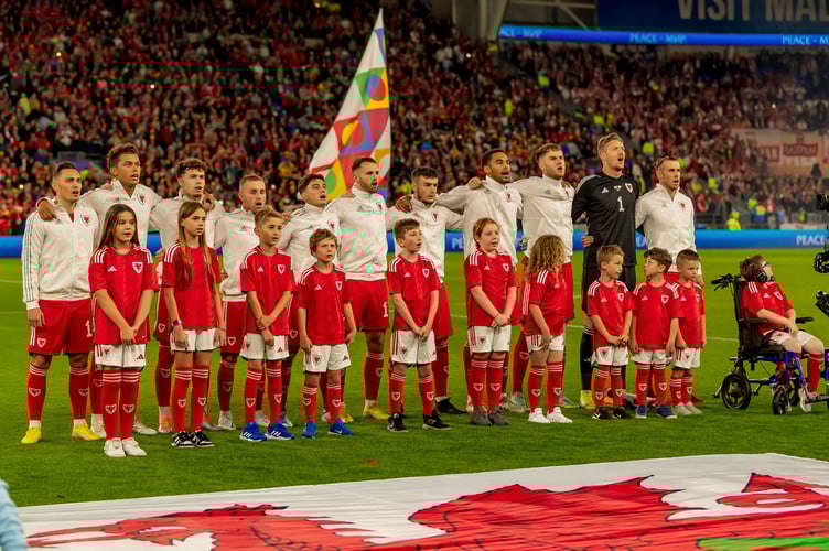 The Cymru players sing Hen Wlad fy Nhadau with pride before Sunday’s game against Poland, Cardiff City Stadium, Nations League, 26 September 2022