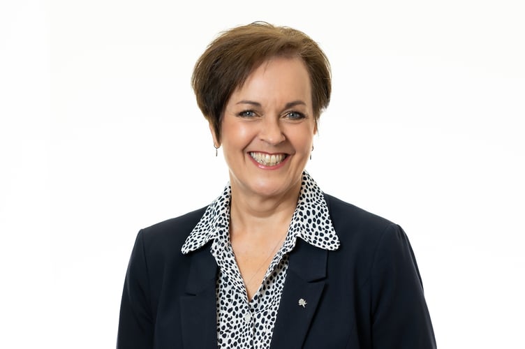Dawn Bowden Deputy Minister for Arts and Sport