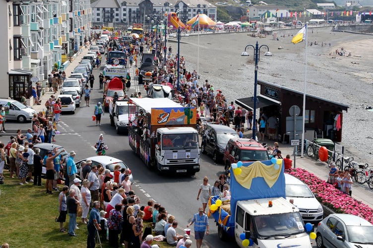 Photo Code DPJ31J154 Photo Arwyn Parry Jones 31July14 Ref Simon; Aberystwyth Carnival, last Saturday, - Start of Carnival procession along South Prom/Beach