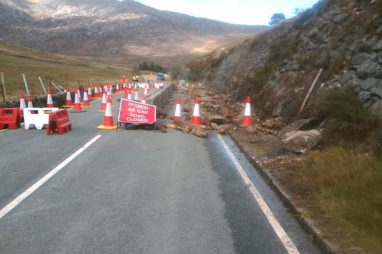 Council road closed pic after landslide