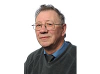 Gwynedd councillor defends eating during Foden meeting