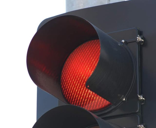 Man who drove through red light on Aberystwyth seafront fined