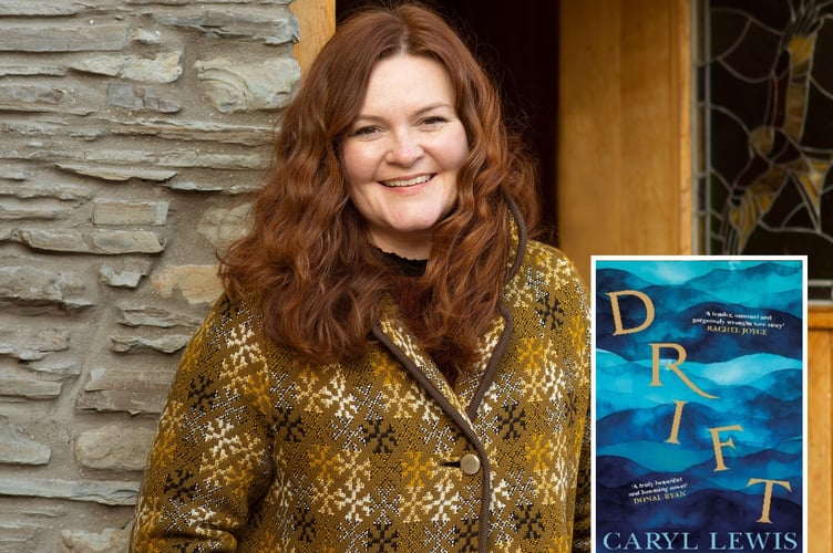 Caryl Lewis author