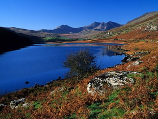 Visitors urged to plan ahead before tackling Yr Wyddfa this Easter