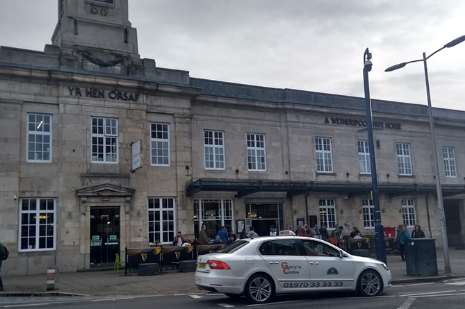 Fine for Aberystwyth pub assault and damage