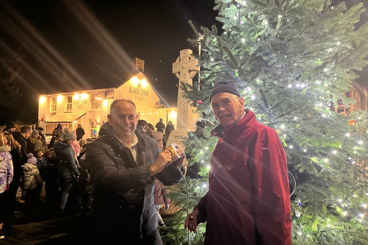 Llanbadarn Fawr Christmas lights