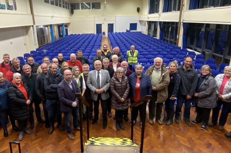 Mabon ap Gwynfor MS, Liz Saville Roberts MP, Cllr Mici Plwm (Mayor of Pwllheli), Cllr Michael Parry (Deputy Mayor of Pwllheli) and Cllr Elwyn Vaughan (Powys) and Tom Brooks (CHC) with local residents at Ysgol Glan y Mor, Pwllheli