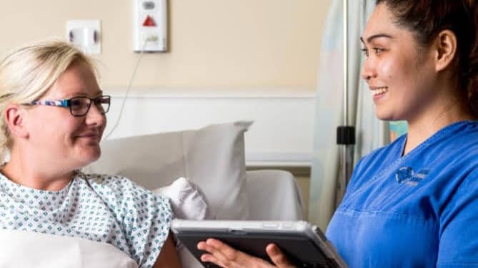 Nurses 'disappointed' by 3.3% pay rise