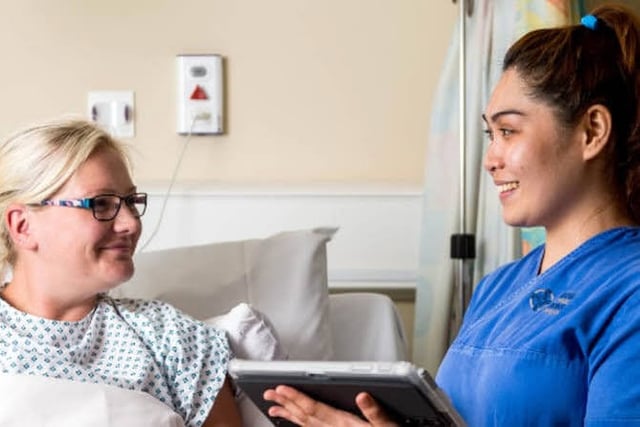 Nurses 'disappointed' by 3.3% pay rise