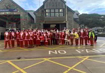 Santa Dash returns to raise cash for RNLI