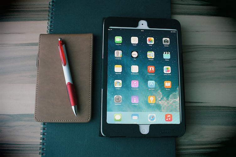 iPad stock