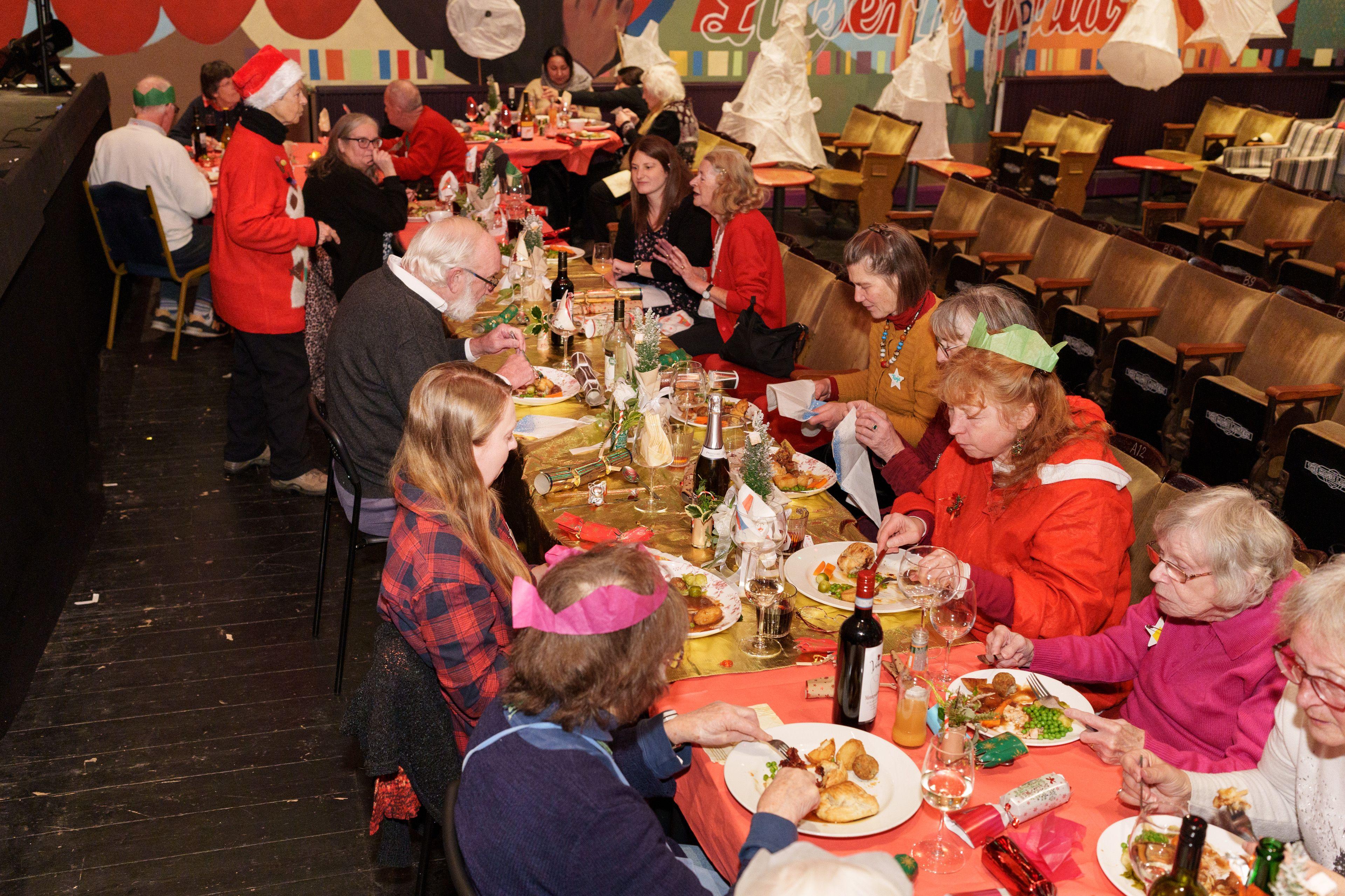 Tywyn cinema shares spirit of Christmas with free events - Vimarsana News