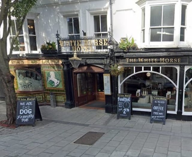 Pubs in mid and north Wales under threat of closure