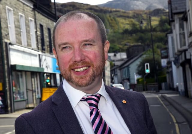 Impending exodus of GPs puts Wales on knife-edge, warns MS