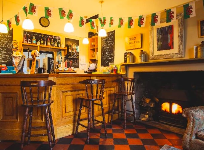 dolaucothi arms