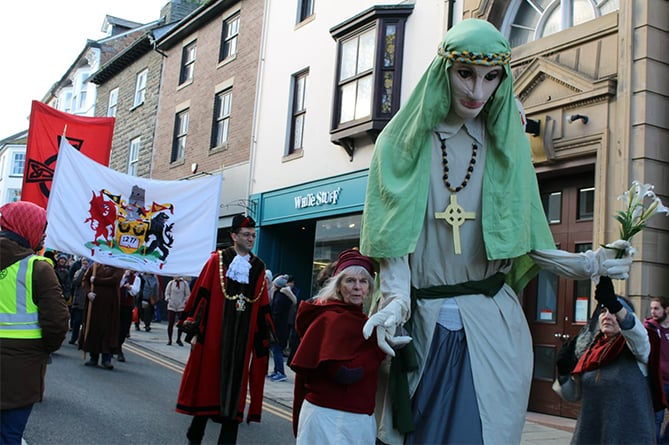 Santes Dwynwen Parade Aberystwyth
