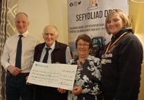 Bont Show donates £750 to DPJ Foundation