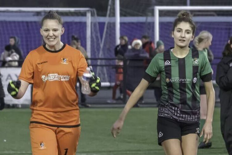 Elen Valentine (left) celebrates after the 3-3 draw againstTNS on 4 December
Genero Adran Premier