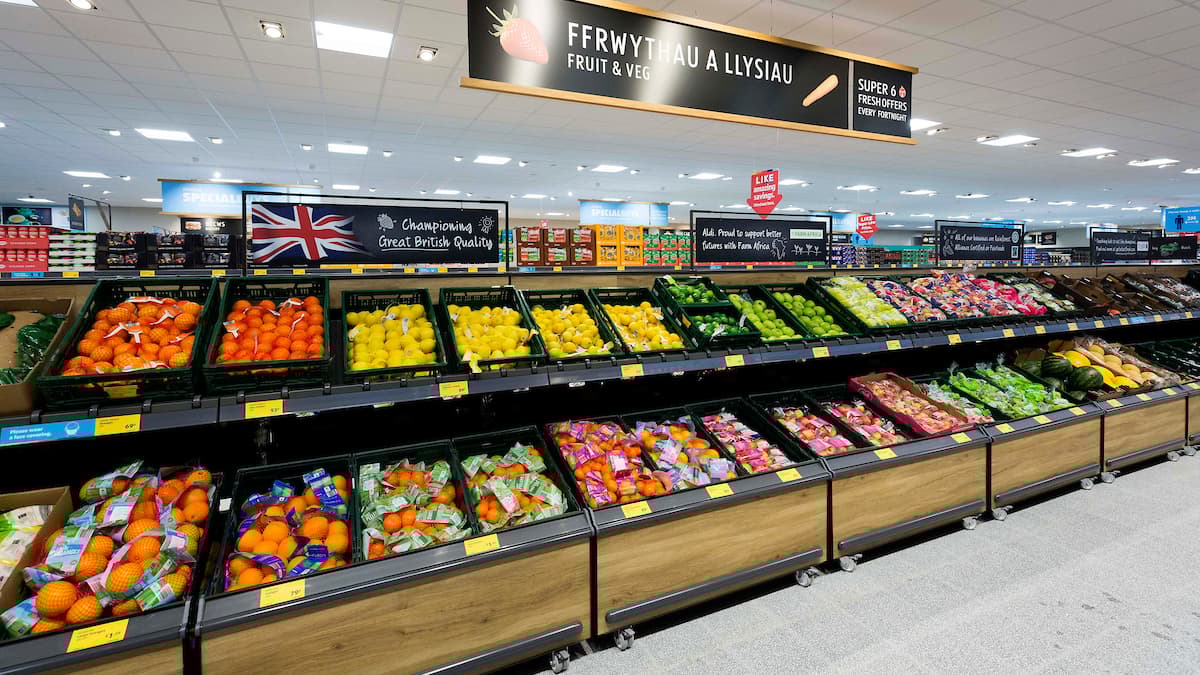 Aldi to reopen in Porthmadog this week cambriannews.co.uk