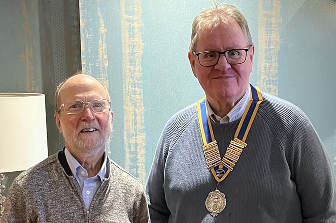 Chris Simpson and Aberystwyth Rotary Club president Hywel Davies