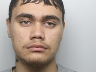 Teen jailed for knifepoint robbery and assault in Aberaeron