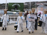 Aberystwyth mayor backs anti-nuclear protestors 