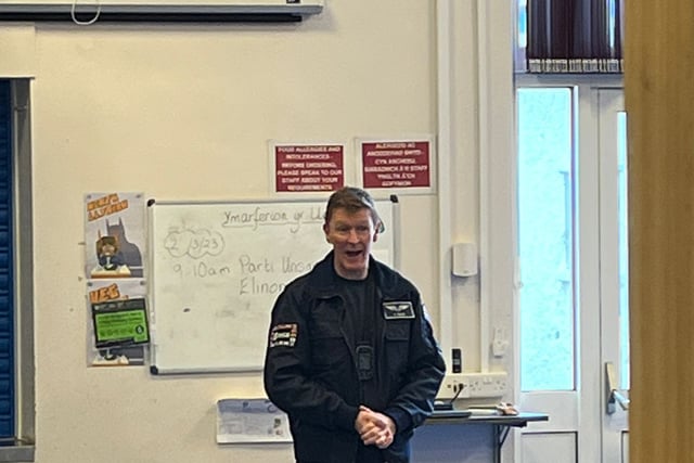 Astronaut Tim Peake pays Ceredigion classroom a visit