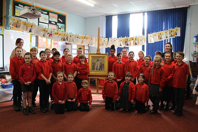 Ysgol Llanbedr children with the Salem painting