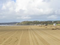 Concern over plans to ban dogs off leads on popular Gwynedd beach