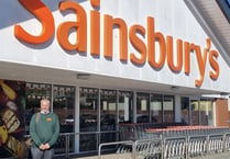 Lampeter supermarket boss retires after 33 years 