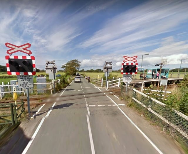 Community calls for old Welsh name for Llanbedr Station