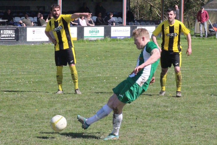 Penparcau 2 Radnor Valley 2 Central wales league south 150423