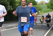 Surgeon gets set for tomorrow's London Marathon