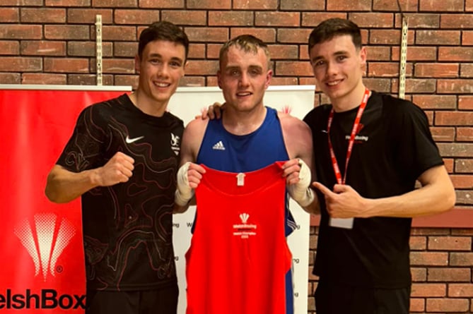 Welsh champion Josh Mellor with boxing twins Ioan and Garan Croft
