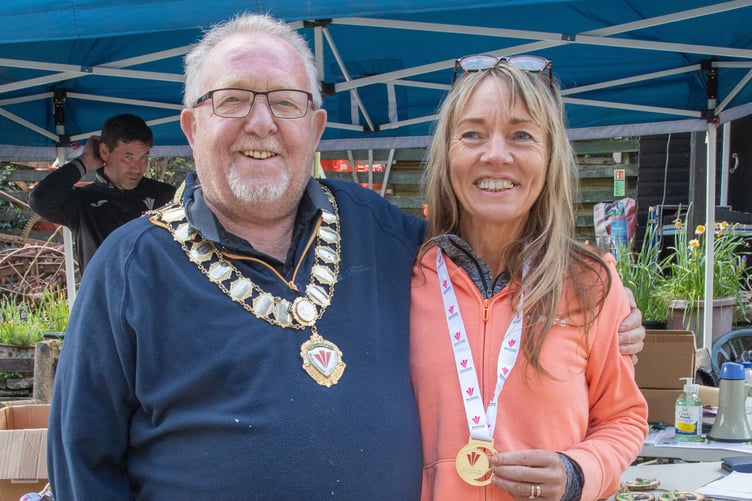 Lynwen Huxtable celebrating her category win 060523