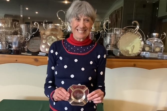 Karen Evans winner of the Medal Winners’ Tray Borth golf 0523