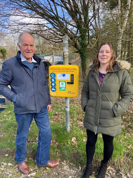 New defibs for Llanfarian