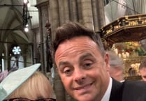 Jo gets to King's coronation in time for pics with Ant & Dec