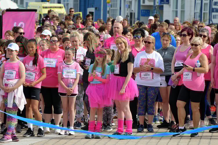 Participants at the start line