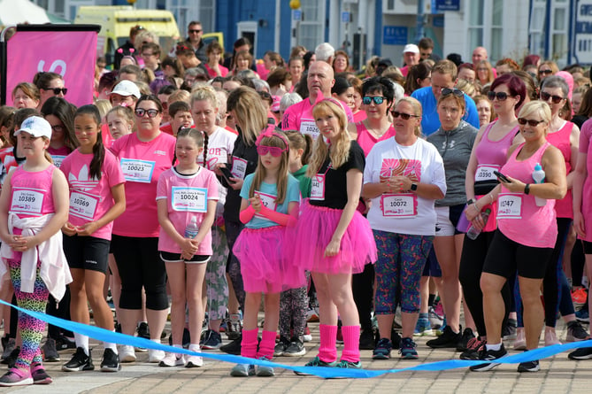 so170523 John Gilbey Race for Life 2023 waiting for the start