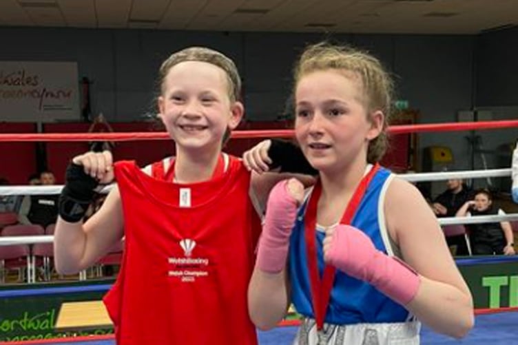 Claire Lloyd seized the schoolgirls 36kg title Cardigan ABC 240523