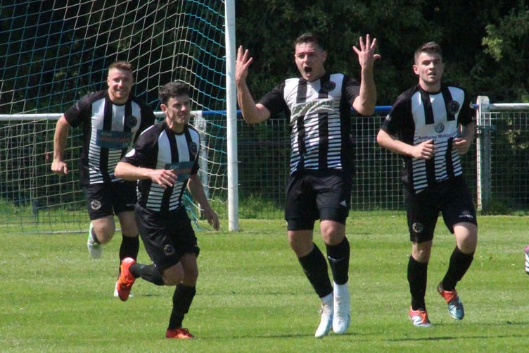 Denbigh 6 Boww Street 1 Ardal North League Cup 200523