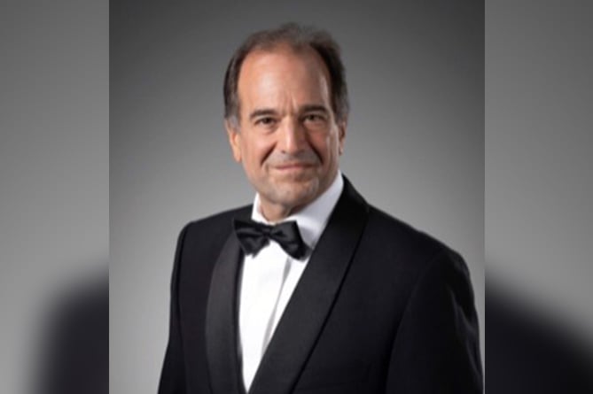 Robin Zebaida