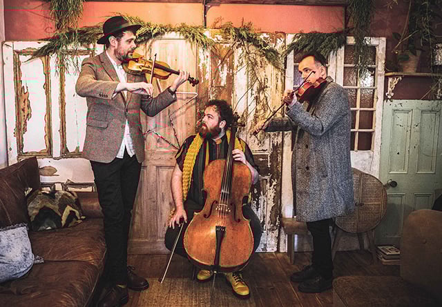 VRï to bring foot-stomping dance tunes to Aberystwyth Arts Centre